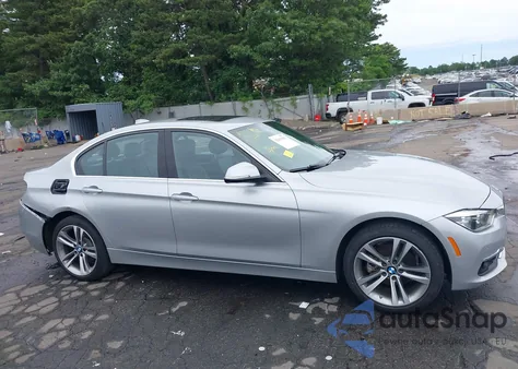 2017 BMW 330I из США, поврежденный, VIN WBA8B9G31HNU52441